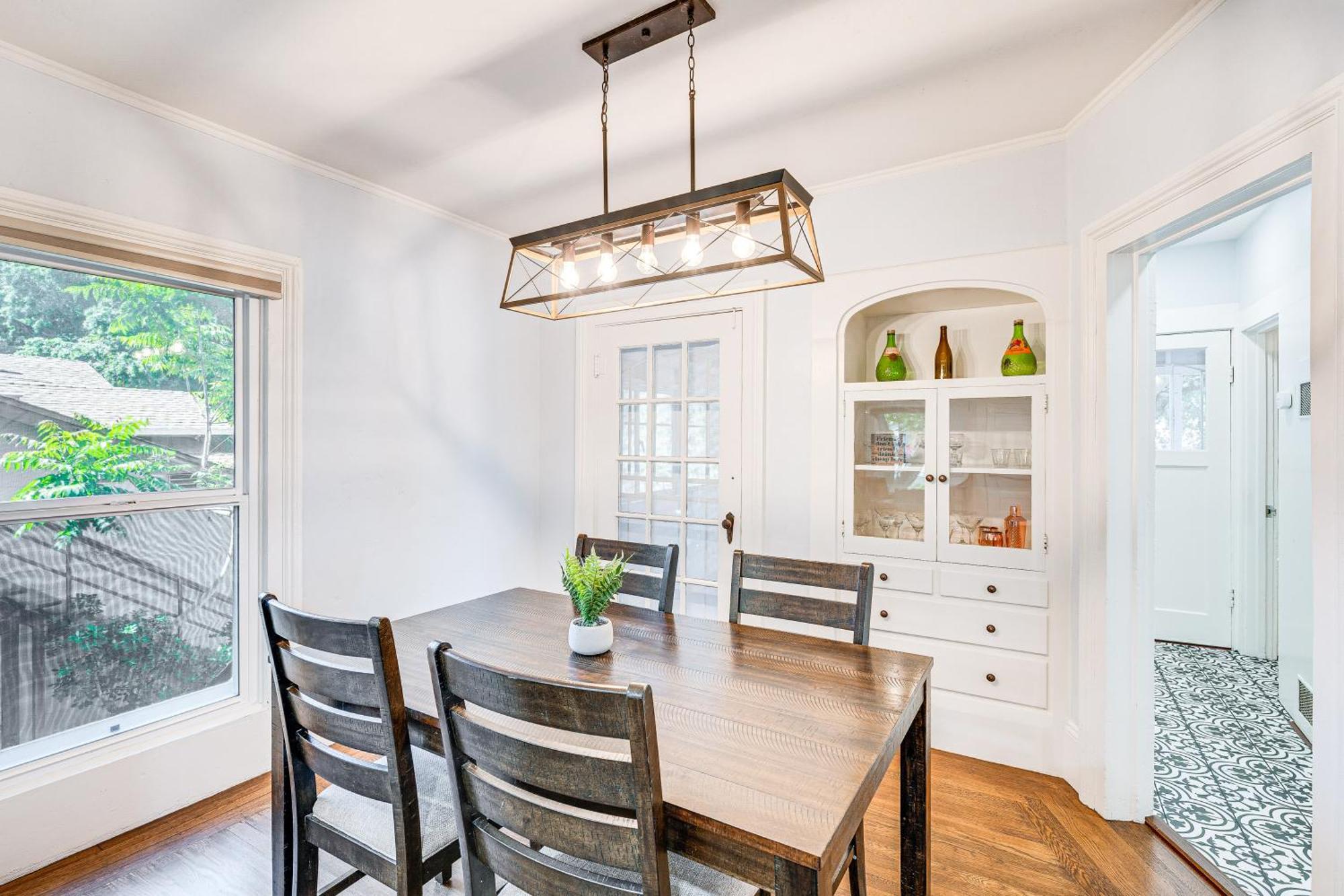 Bright Woodland Apartment Walk To Main Street Экстерьер фото